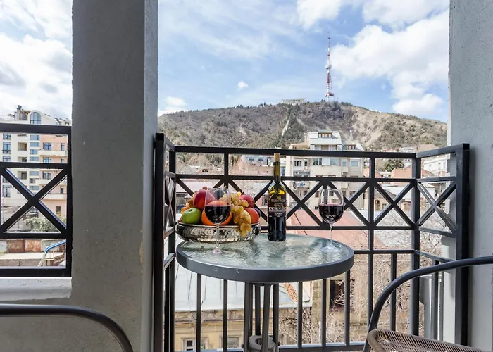 Comfy Point In The City Center